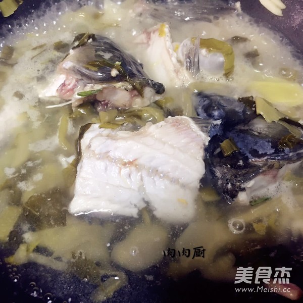 详解如何做一道正宗的重庆酸菜鱼之（鲜，香，辣，酸）肉肉厨的制作方法