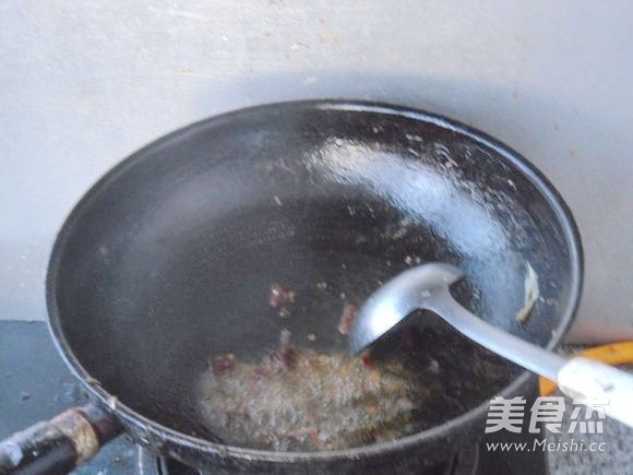 红油鸭血怎么做