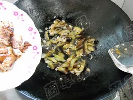 烤鸭烧茄子怎么炖