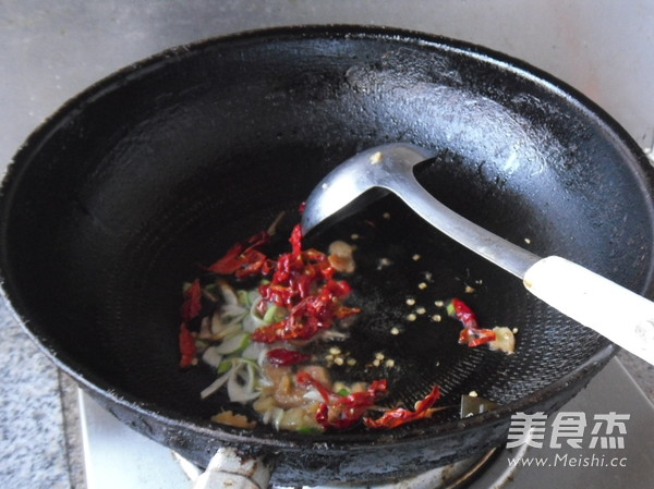 菠菜梗炒白菜条怎么炒