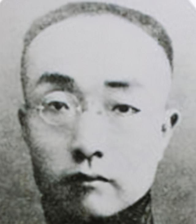 二简字全表,70年代的汉字二次简化，虽然失败，但很多人的姓氏由此改变