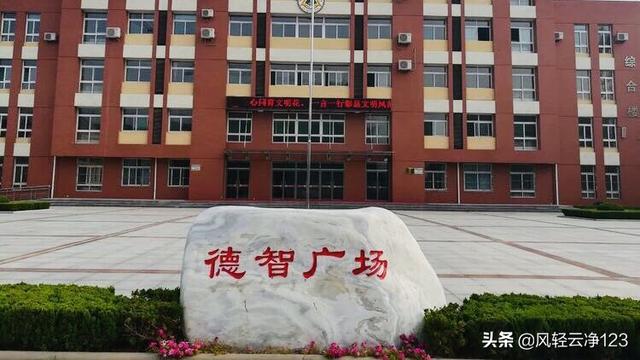 校训英文,上海外国语大学校训与校歌是什么？