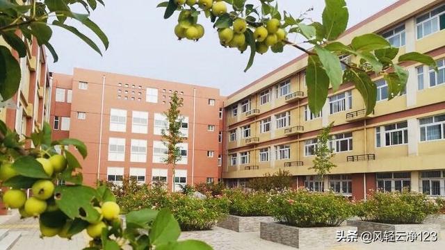 校训英文,上海外国语大学校训与校歌是什么？