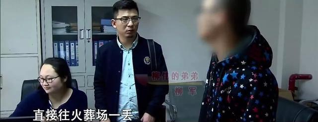 恐怖奶奶引蜘蛛的肉没了,农村晚上发生过什么诡异的事？