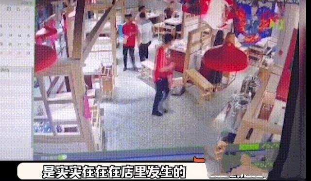 陈赫火锅店烫伤怎么赔偿,陈赫火锅店又出事了！红油锅爆炸经理赔偿一千元：衣服都不止一千