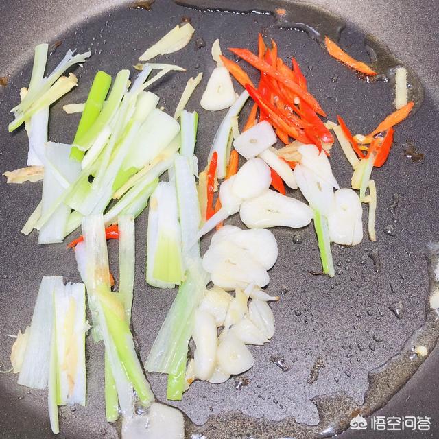 铁桶自制炉子图片,如何制作熏腊肉用的炉子？