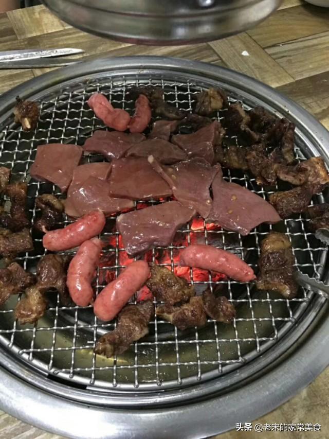 电饼铛可以烤肉吗,家里自己烤肉用什么锅好呢？