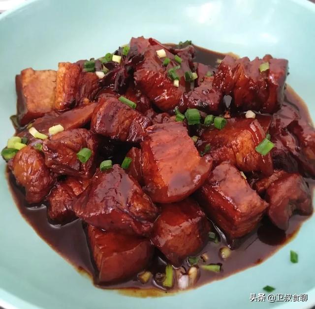 红烧肉的做法窍门,红烧肉不发柴的窍门是什么？