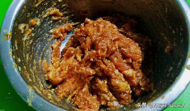 牛肉萝卜馅饺子的做法,牛肉萝卜馅饺子怎样调馅好？