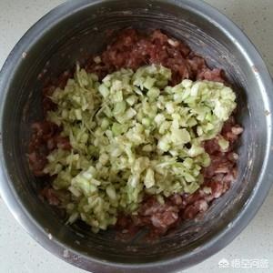 肉末茄子怎么做好吃又简单,肉沫茄子怎么做才不油腻？