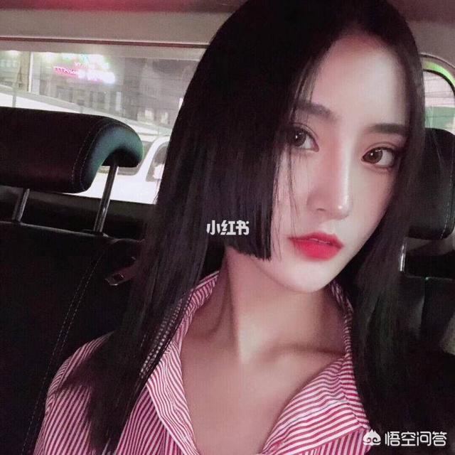 头大脸大适合什么发型,头大脸大的女生适合什么发型？