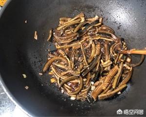 撒油啦啦是什么意思,响油鳝糊的制作方法是什么？