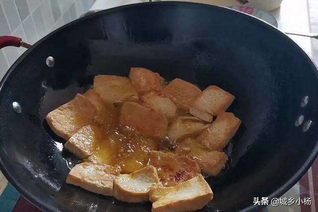 豆腐的制作流程,农村里的豆腐怎么做出来的？