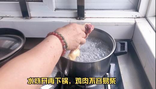 鸡怎么做好吃又简单,凉拌鸡怎么做好吃，简单又好吃？