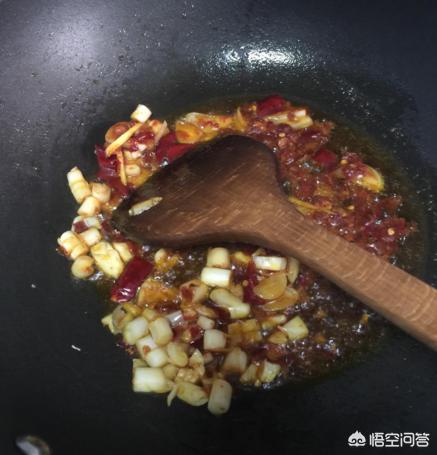 红烧茄子怎么做好吃,红烧茄子怎么才能做出肉味？