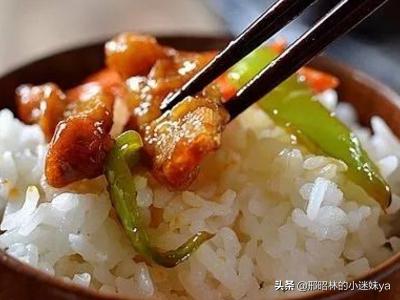 溜肉段的家常做法,正宗东北溜肉段的简单家常做法？