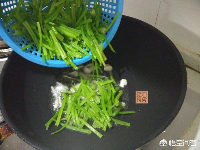 芹菜凉拌怎么做好吃,凉拌西芹如何做的更美味？