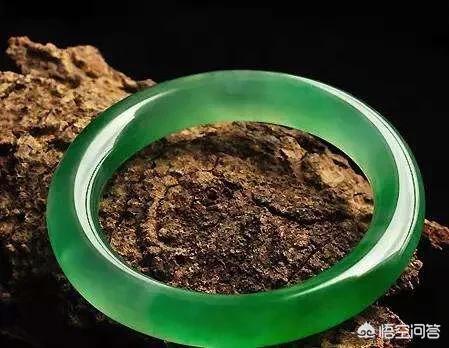 翡翠是怎么形成的,翡翠生成的地质条件有哪些？