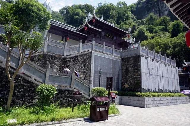 利川旅游景点排名,长阳有哪些景点值得推荐？