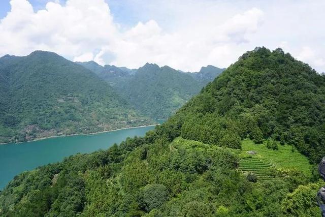 利川旅游景点排名,长阳有哪些景点值得推荐？