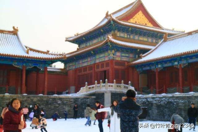 故宫雪景,为什么人们都喜欢去故宫看雪景？