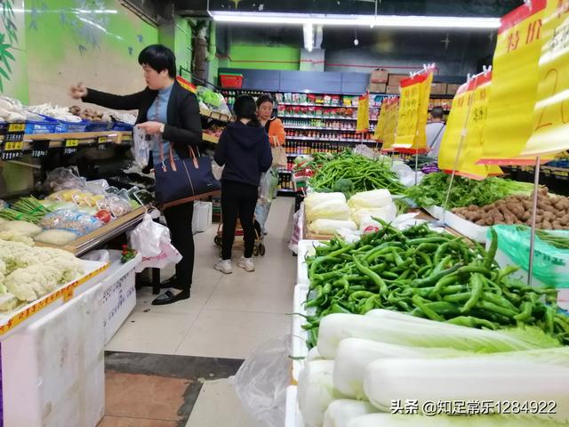 创业菜店,30平方的门面适合开蔬菜店吗？