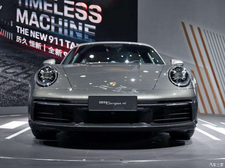 2020款911