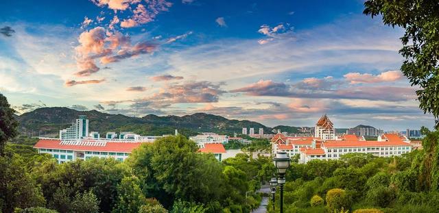 厦门大学嘉庚学院地址