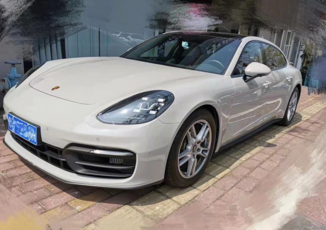 保时捷panamera4多少钱一台