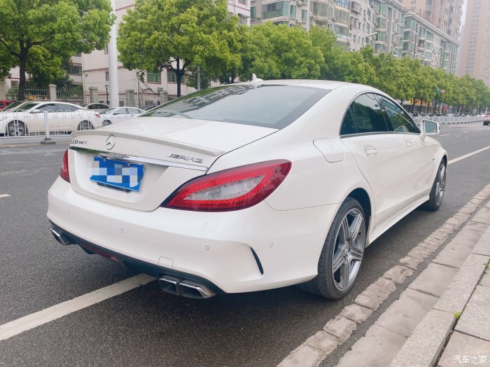 奔驰cls63amg