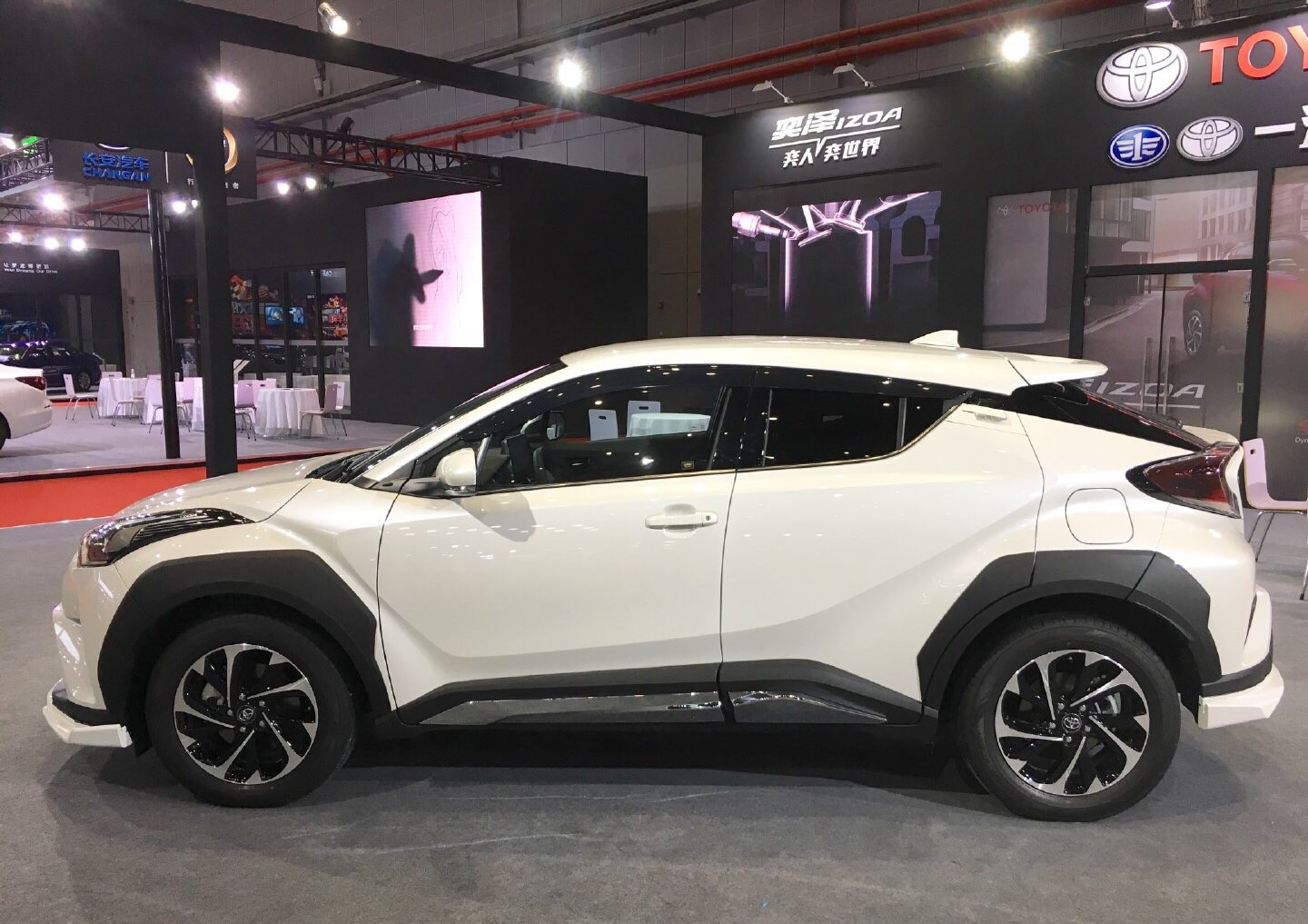 toyota是什么车多少钱