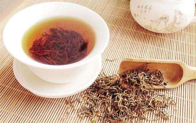 早上喝护肝茶可以吗