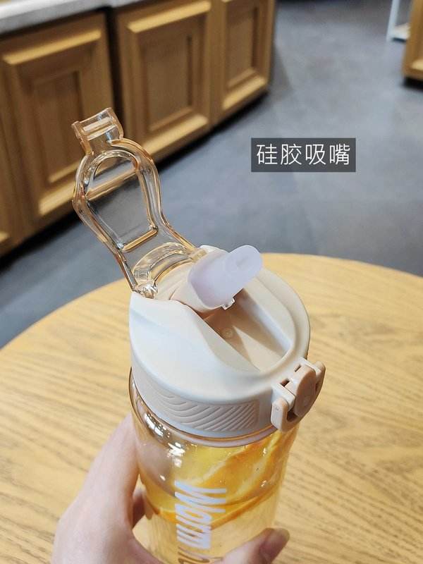 运动水杯和大肚杯怎么选择