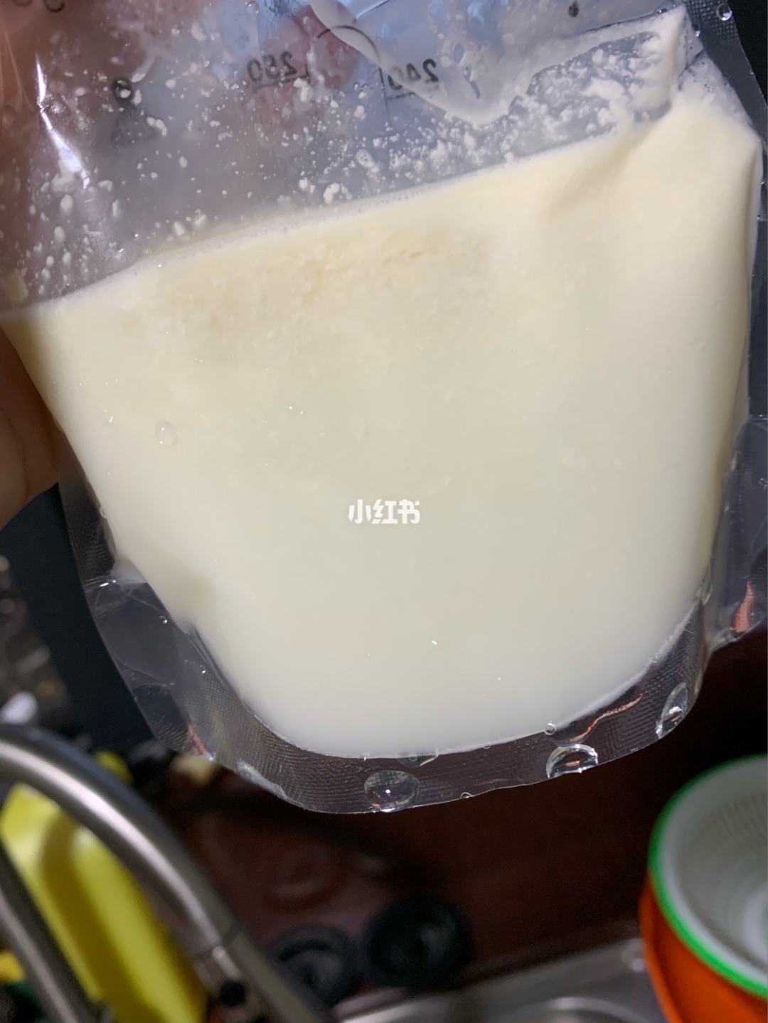 解冻后的母乳可放多久冷藏