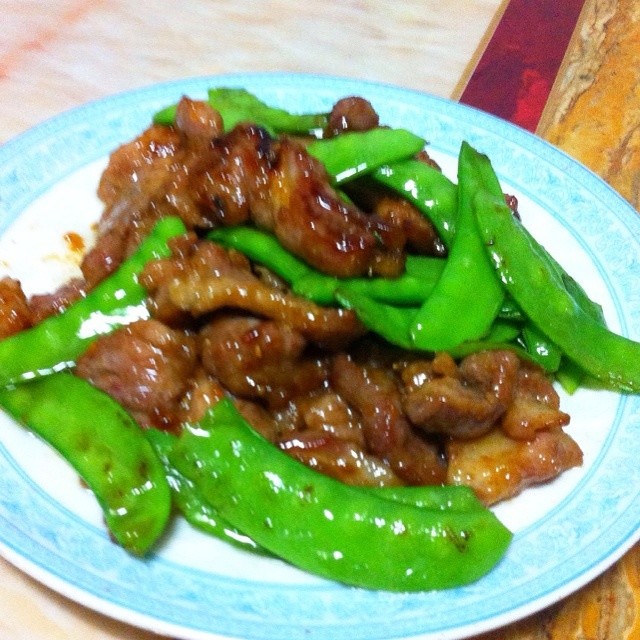 荷兰豆炒肉