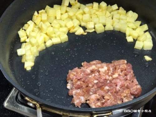 冷冻的肉馅需要煎几分钟