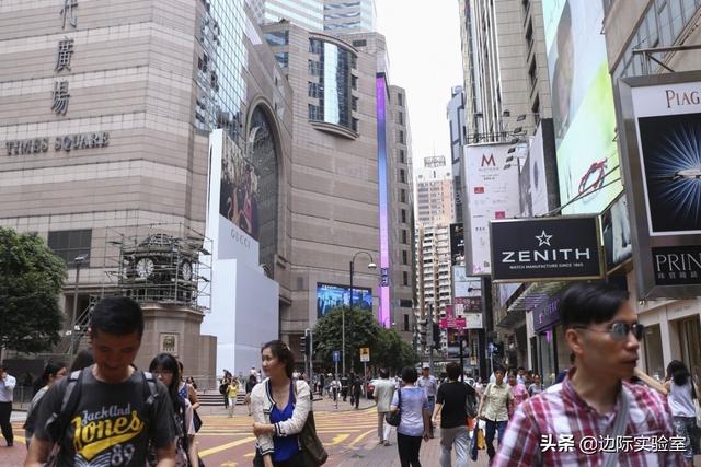 商家撤离香港最繁华的街区：租金只有此前6%，奢侈品店买手机配件