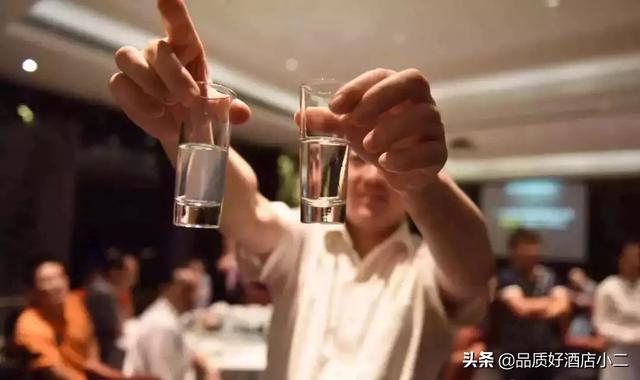 如何识别纯粮食酒？