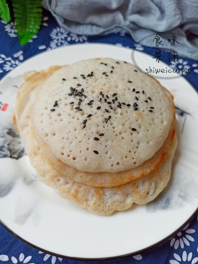 东北锅出溜的做法，给孩子当成零食，松软筋道又好吃，凉了也不硬