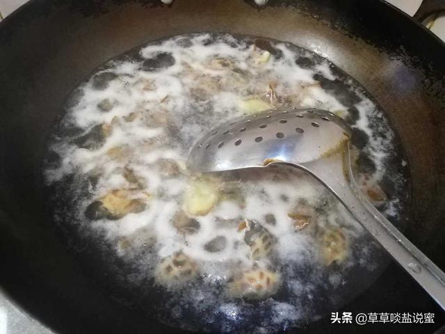 白灼花螺，是用滚水，还是冷水？