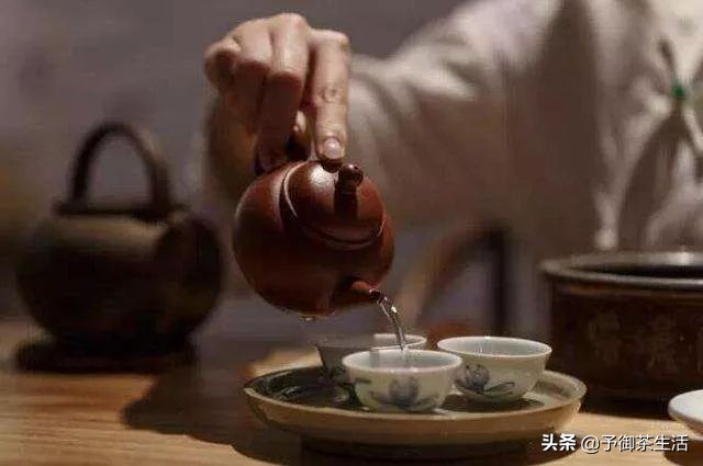 为何喝乌龙茶有三忌