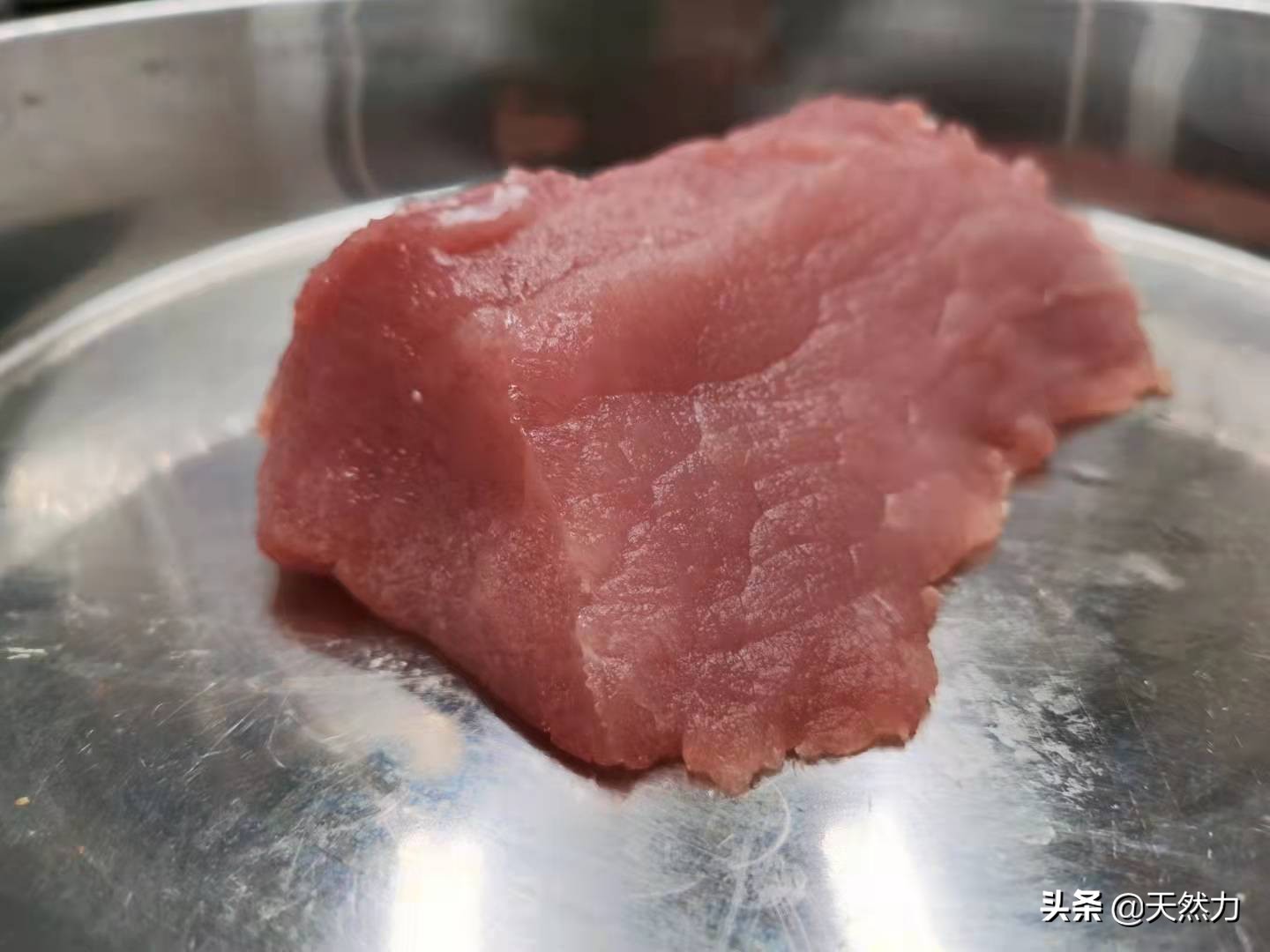 东北名菜锅包肉的老做法，满满的小技巧，在家也能做出饭店的味道