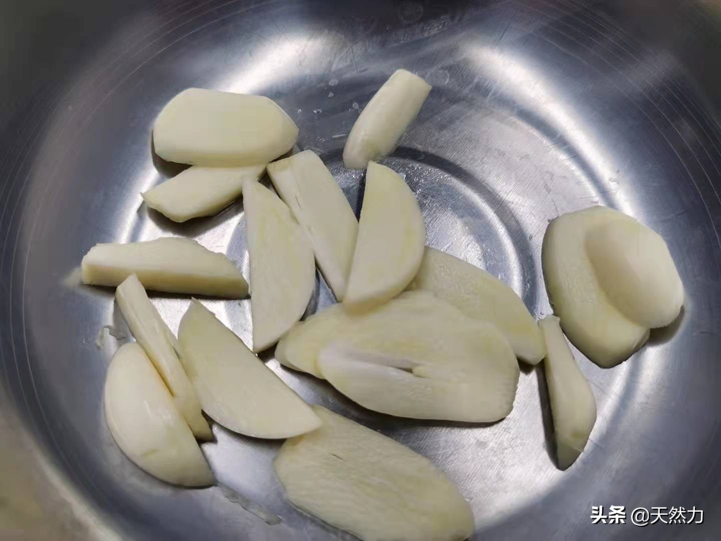 东北名菜锅包肉的老做法，满满的小技巧，在家也能做出饭店的味道