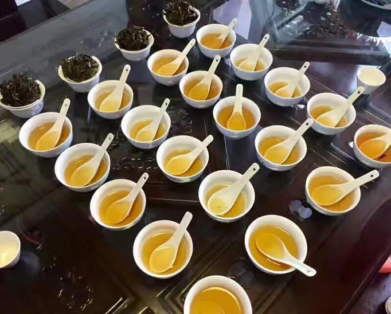 茶中喝出酸味是怎么回事