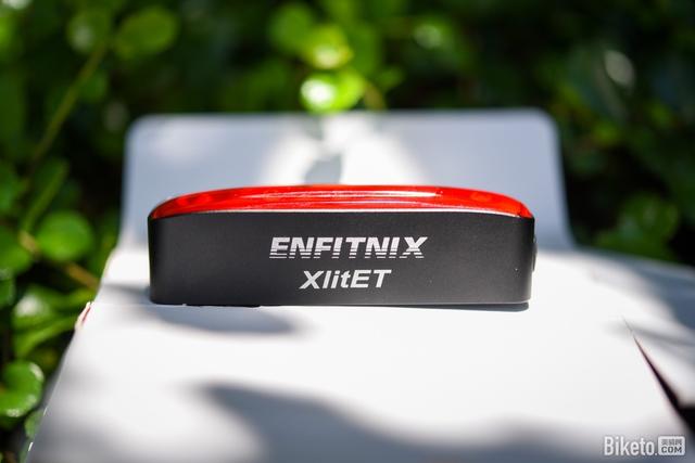 前后都要智能 Enfitnix Navi800和XlitET新款车灯体验