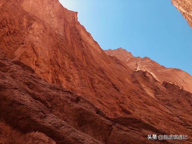 不必去美国羚羊谷，在库车大峡谷就能一览峡谷神奇，感受天山神秘