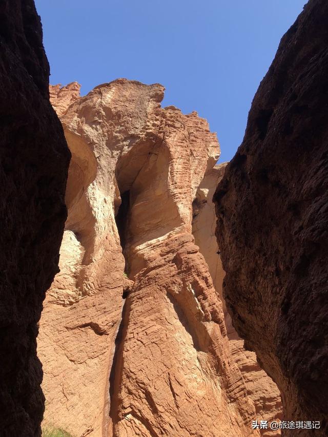 不必去美国羚羊谷，在库车大峡谷就能一览峡谷神奇，感受天山神秘