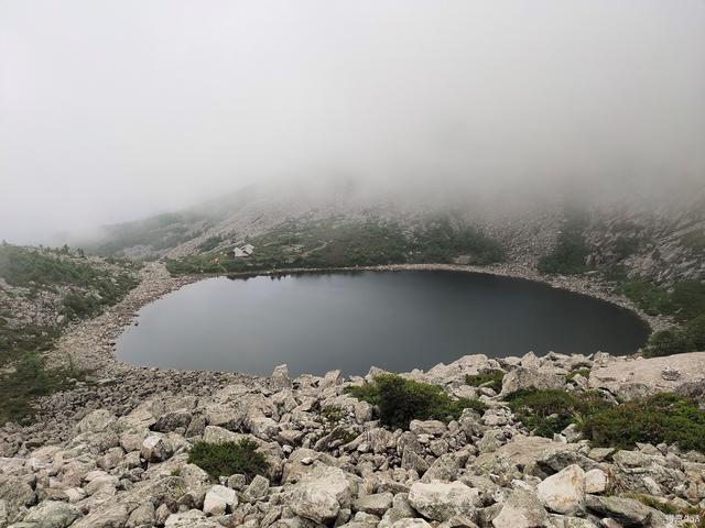 南北穿越太白山，上了拔仙台看到了壮观的云海，实在是不虚此行