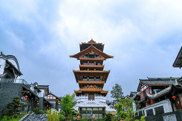 距离贵阳最近的避暑胜地，夏季气温仅23℃，还是4A级风景区