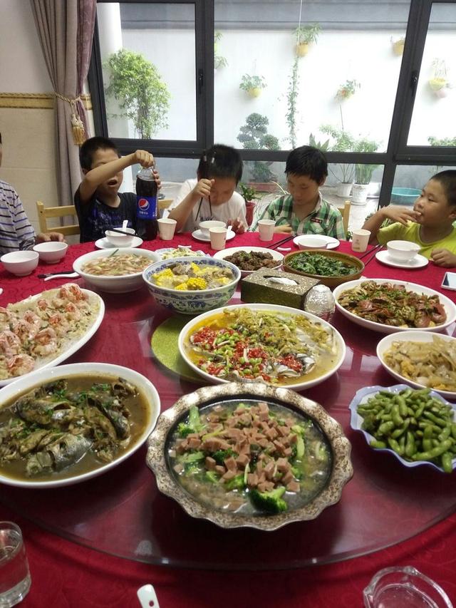 没想到苏州这个岛藏了这么多好吃好玩的，住一晚包吃住人均才200